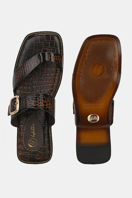 Shop_Lafattio_Brown Buckles Leather Slippers 