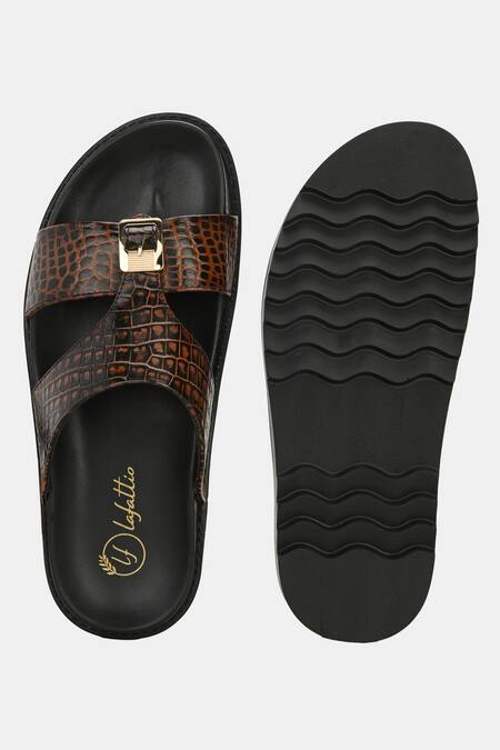 Buy_Lafattio_Brown Leather Buckled Slippers 