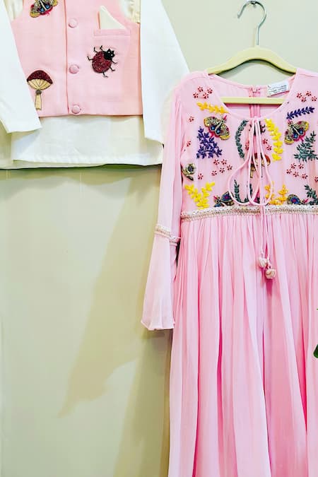 Shop_Rage Attire-Sweta Saria_Pink Cotton, Silk, Bamboo Beads Placement Embroidered Kurta Set _at_Aza_Fashions