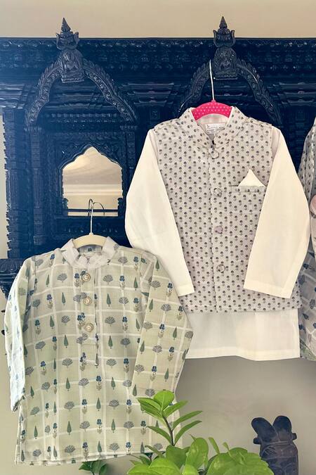 Buy Rage Attire-Sweta Saria Green Cotton, Silk Embroidery Floral Block Print Kurta With Patiala Online at Aza Fashions Buy_Rage Attire-Sweta Saria_Green Cotton, Silk Embroidery Floral Block Print Kurta With Patiala _Online_at_Aza_Fashions