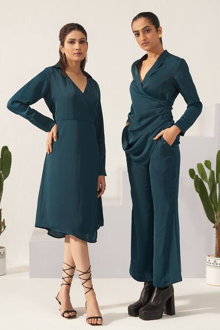 Detales_Green Satin Crepe Plain Shawl Collar Draped Wrap Jacket And Trouser Set_Online_at_Aza_Fashions