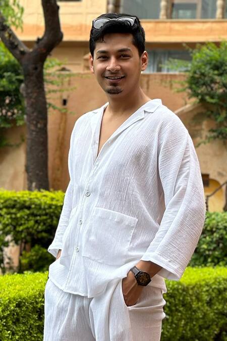 Detales_White Crush Cotton Solid Pleated Textured Shirt With Pant_Online_at_Aza_Fashions