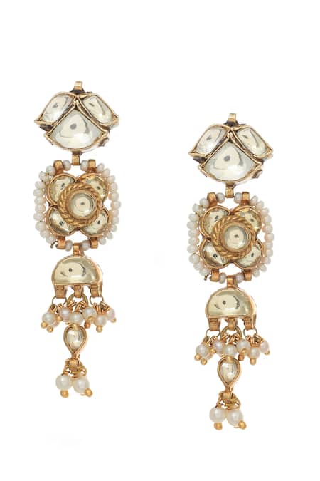 Shop MAISARA JEWELRY Gold Plated Kundan Embellished Choker Set at Aza Fashions Shop_MAISARA JEWELRY_Gold Plated Kundan Embellished Choker Set _at_Aza_Fashions