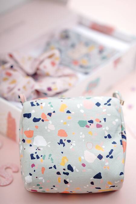 Shop_Payal Singhal Accessories_Pink Marble Print Gift Hamper Set_Online_at_Aza_Fashions