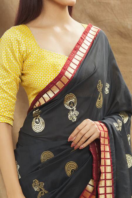 Resa By Ushnakmals Black Katan Silk Woven Mughal Motif Saree at Aza Fashions Resa By Ushnakmals_Black Katan Silk Woven Mughal Motif Saree_at_Aza_Fashions