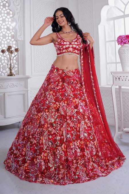 Buy_Label Priyanka Kar_Pink Net Sequins, Pearls V-neck Embroidered Blouse Bridal Lehenga Set _Online_at_Aza_Fashions
