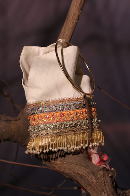 Aditi Gupta Ivory Zari And Resham Satin Embroidered & Quilted Potli Bag