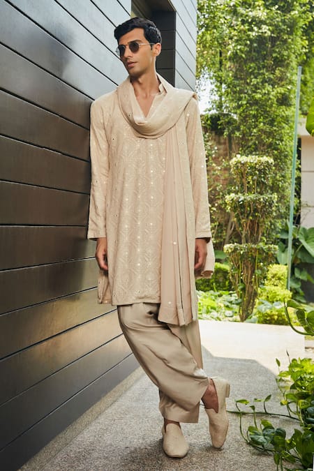 Bohame Udvah Chikankari Kurta Set 