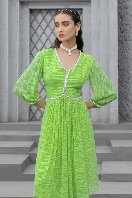Chhavvi Aggarwal Green Georgette, Linen Pearls V-neck Geometric Print Anarkali With Pant Online at Aza Fashions Chhavvi Aggarwal_Green Georgette, Linen Pearls V-neck Geometric Print Anarkali With Pant _Online_at_Aza_Fashions