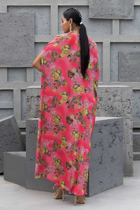 Shop Chhavvi Aggarwal Pink Crepe, Bamboo Sequins, Beads Sweetheart Geometric Floral Cape Skirt Set at Aza Fashions Shop_Chhavvi Aggarwal_Pink Crepe, Bamboo Sequins, Beads Sweetheart Geometric Floral Cape Skirt Set _at_Aza_Fashions
