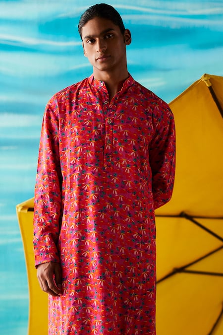 Shop_Raasa_Pink Crepe Printed Daisy Joyful Kurta  _at_Aza_Fashions