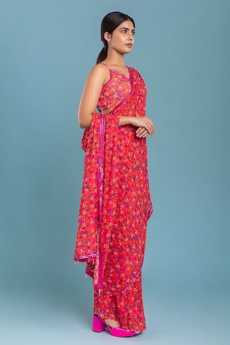 Buy Raasa Pink Georgette, Crepe, Joyful Daisy Floral Print Pre-draped Saree With Blouse Online at Aza Fashions Buy_Raasa_Pink Georgette, Crepe, Joyful Daisy Floral Print Pre-draped Saree With Blouse _Online_at_Aza_Fashions