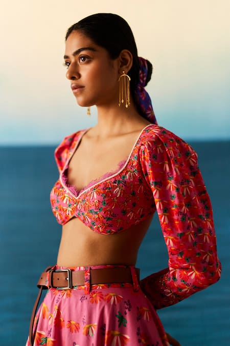 Buy_Raasa_Pink Silk Printed Floral Leaf Neck Joyful Daisy Lehenga Set  _Online_at_Aza_Fashions