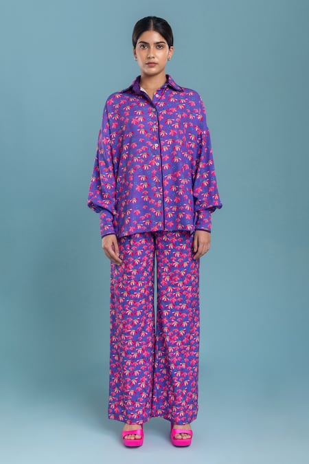 Raasa Purple Organza, Georgette Shawl Neck Chiquitita Floral Print Shirt And Pant Set Online at Aza Fashions Raasa_Purple Organza, Georgette Shawl Neck Chiquitita Floral Print Shirt And Pant Set _Online_at_Aza_Fashions