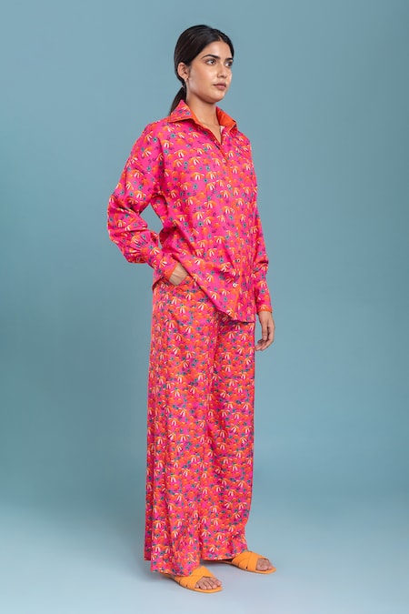 Buy Raasa Pink Crepe, Georgette Shawl Neck Joyful Daisy Printed Shirt And Pant Set Online at Aza Fashions Buy_Raasa_Pink Crepe, Georgette Shawl Neck Joyful Daisy Printed Shirt And Pant Set _Online_at_Aza_Fashions
