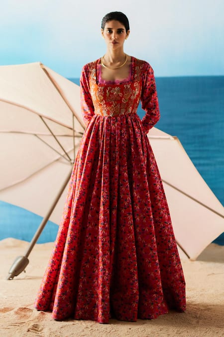 Shop Raasa Pink Crepe Embroidery, Lace Joyful Daisy Floral Print Anarkali With Dupatta at Aza Fashions Shop_Raasa_Pink Crepe Embroidery, Lace Joyful Daisy Floral Print Anarkali With Dupatta _at_Aza_Fashions