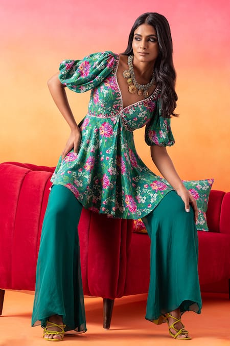 Seema Thukral Green Crepe, Organza V-neck Floral Print Short Tunic With Flared Pant Online at Aza Fashions Seema Thukral_Green Crepe, Organza V-neck Floral Print Short Tunic With Flared Pant _Online_at_Aza_Fashions