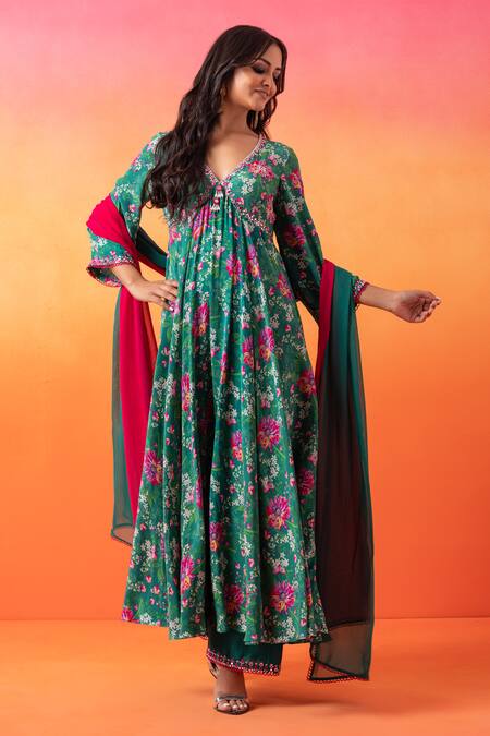 Seema Thukral Green Georgette, Chanderi, Crepe Embroidery V-neck Emerald Floral Anarkali Set Online at Aza Fashions Seema Thukral_Green Georgette, Chanderi, Crepe Embroidery V-neck Emerald Floral Anarkali Set _Online_at_Aza_Fashions