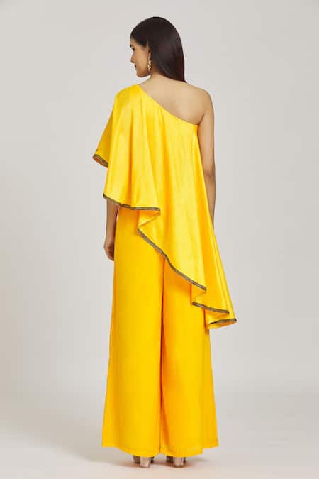 Samyukta Singhania Aari Work Asymmetric Kaftan Top With Flared Pant 