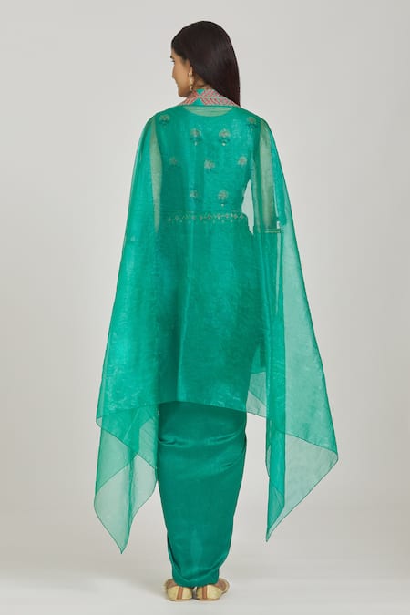 Samyukta Singhania Damask Embroidered Draped Skirt Cape Set 