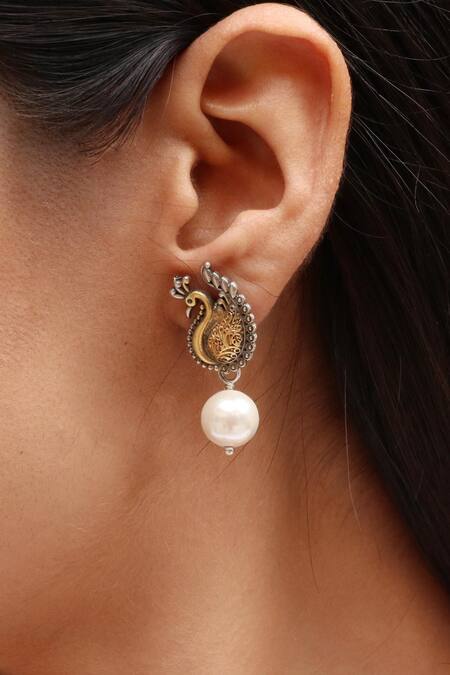 Aria Gold Studs | Gold Stud Earrings Designs for Daily Use- Dishis Jewels