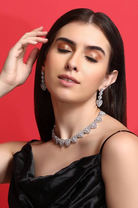 Buy_Auraa Trends_White Imitation Diamonds Heart Pattern Necklace And Earrings Set _Online_at_Aza_Fashions