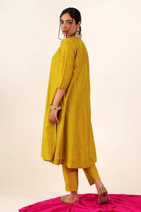 Shop Tuli Yellow Chanderi V-neck Sudara Veda Anarkali Kurta And Pant Set at Aza Fashions Shop_Tuli_Yellow Chanderi V-neck Sudara Veda Anarkali Kurta And Pant Set _at_Aza_Fashions