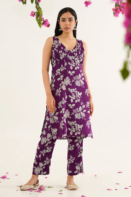 Avaha Purple Tabby Silk Printed More Dulaari Digital Kurta And Pant Set 