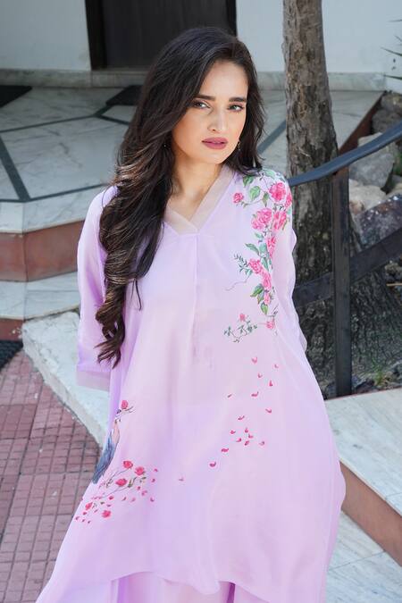 Kyra By Nina + Deepika_Purple Crepe Embroidery V-neck Herons Love Story Hand Painted Top And Pant Set _Online_at_Aza_Fashions