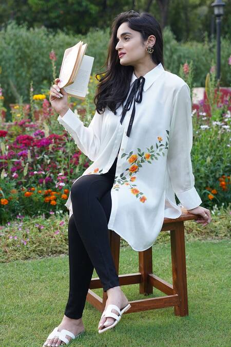 Kyra By Nina + Deepika_White Modal, Satin Collared Handpainted Shirt _Online_at_Aza_Fashions