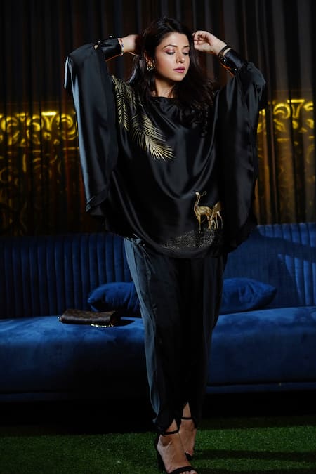 Buy_Kyra By Nina + Deepika_Black Silk, Satin Round Neck Feather Handpaint Top And Pant Set _Online_at_Aza_Fashions