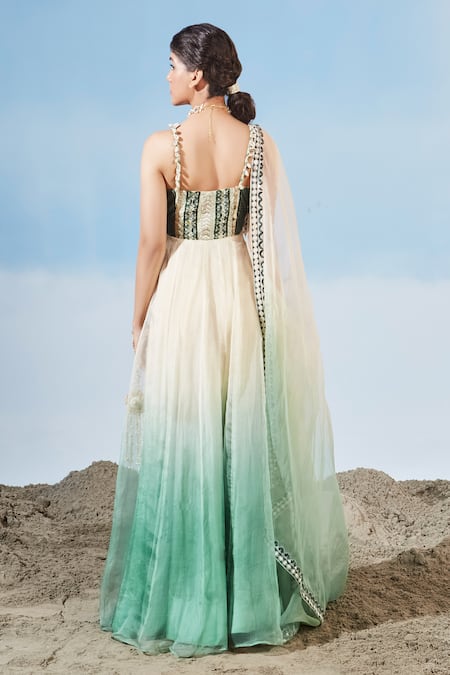 Shop Siyona By Ankurita Green Organza Embroidered Sequins Square Neck Yoke Anarkali With Dupatta at Aza Fashions Shop_Siyona By Ankurita_Green Organza Embroidered Sequins Square Neck Yoke Anarkali With Dupatta _at_Aza_Fashions