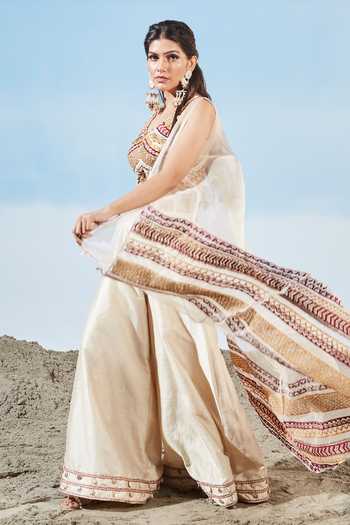 Siyona By Ankurita Ivory Organza Embellished Geometric Notched V Neck Cape Pant Set Online at Aza Fashions Siyona By Ankurita_Ivory Organza Embellished Geometric Notched V Neck Cape Pant Set _Online_at_Aza_Fashions