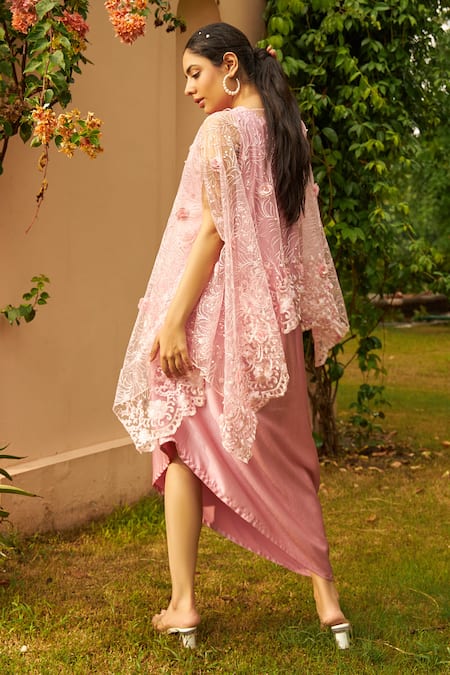 Tasuvure Pink Floral Embroidered Cape And Asymmetric Dress at Aza Fashions Tasuvure_Pink Floral Embroidered Cape And Asymmetric Dress _at_Aza_Fashions