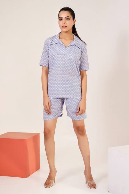 Pheeta_Blue Cotton Printed Floral Patterns Spread Top And Shorts Nightwear Set _Online_at_Aza_Fashions