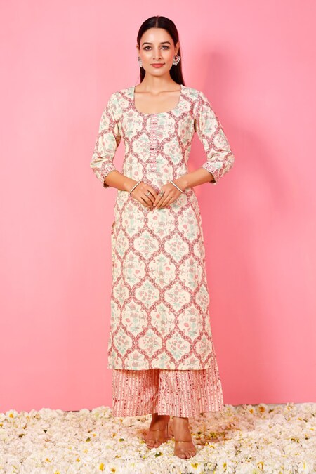 Pheeta Cream Cotton Hand Printed And Embellished Ogee Floral Kurta & Pant Set 