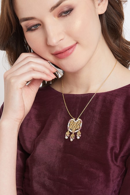 Zariin Bead Cutwork Pendant Necklace 