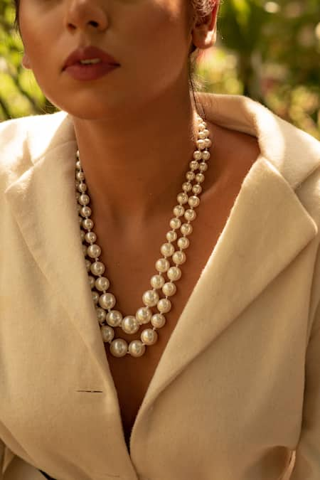 Kastiya Jewels White Pearls Layered Beaded Necklace 