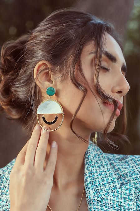 Buy Varnika Arora Black Stones Izaaya Dangler Earrings at Aza Fashions Buy_Varnika Arora_Black Stones Izaaya Dangler Earrings _at_Aza_Fashions