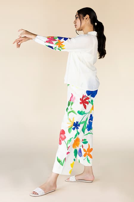 Buy_Purvi Doshi_Off White Muslin V-neck Floral Hand Painted Sleeve Top_Online_at_Aza_Fashions