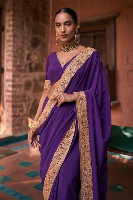 Buy_The Whole Nine Yards_Purple Silk Embroidery V-neck Banafsha Border Saree With Blouse _Online_at_Aza_Fashions