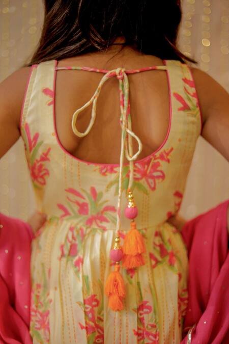 Shop Tiny Colour Yellow Muslin Tassels Floral Hand Block Print Anarkali With Dupatta Online at Aza Fashions Shop_Tiny Colour_Yellow Muslin Tassels Floral Hand Block Print Anarkali With Dupatta _Online_at_Aza_Fashions