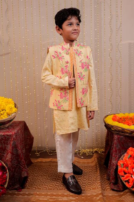 Buy_Tiny Colour_Yellow Cotton Embroidery Floral Hand Block Printed Kurta Set _Online_at_Aza_Fashions