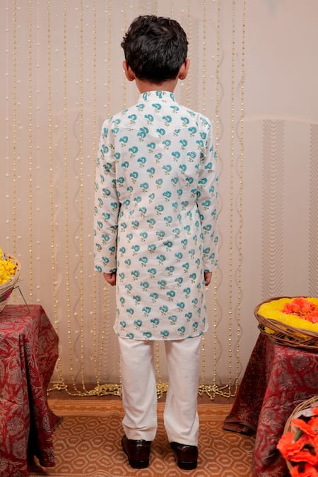 Shop Tiny Colour White Cotton, Silk Embroidery Flower Print Kurta Set at Aza Fashions Shop_Tiny Colour_White Cotton, Silk Embroidery Flower Print Kurta Set _at_Aza_Fashions