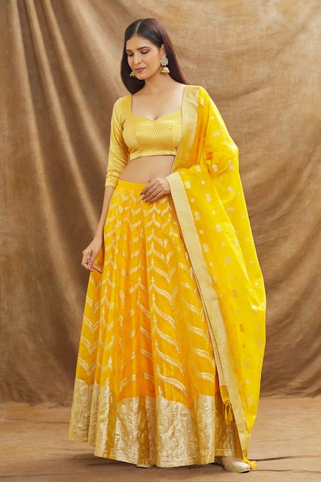 Resa By Ushnakmals_Yellow Woven Chevron Sweetheart Neck Pattern Lehenga Set_Online_at_Aza_Fashions