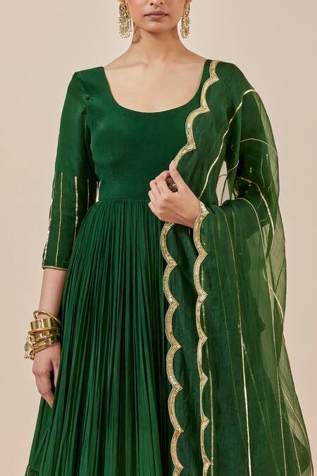 Ikshita Choudhary Green Crepe, Tissue, Organza Tiered Anarkali With Scalloped Border Dupatta at Aza Fashions Ikshita Choudhary_Green Crepe, Tissue, Organza Tiered Anarkali With Scalloped Border Dupatta _at_Aza_Fashions