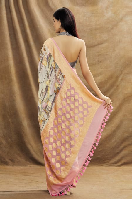 Shop Resa By Ushnakmals Pink Georgette Woven Abstract Saree at Aza Fashions Shop_Resa By Ushnakmals_Pink Georgette Woven Abstract Saree_at_Aza_Fashions