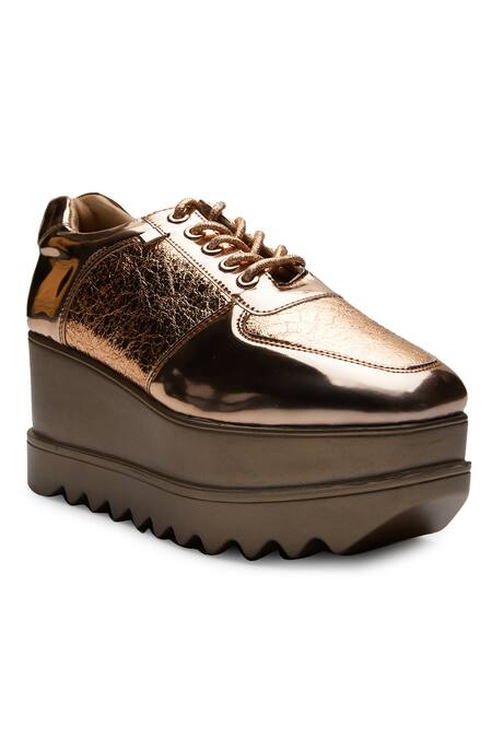 Anaar Gold Rose Textured Wedge Sneakers Online at Aza Fashions Anaar_Gold Rose Textured Wedge Sneakers _Online_at_Aza_Fashions