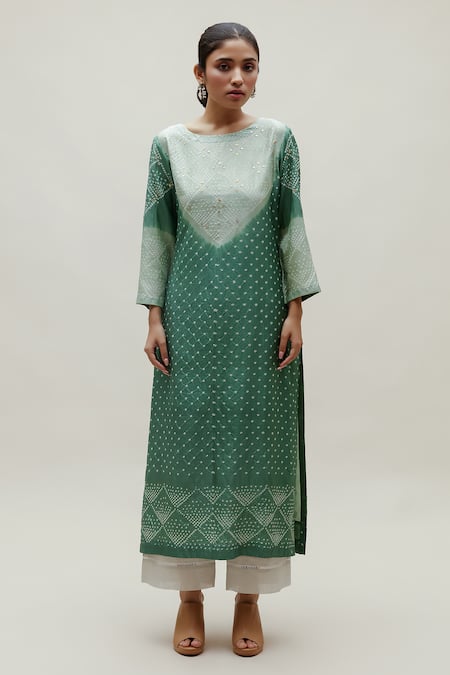 Naina Jain Green Silk Gota Patti, Embroidery Round Neck Yoke Kurta 