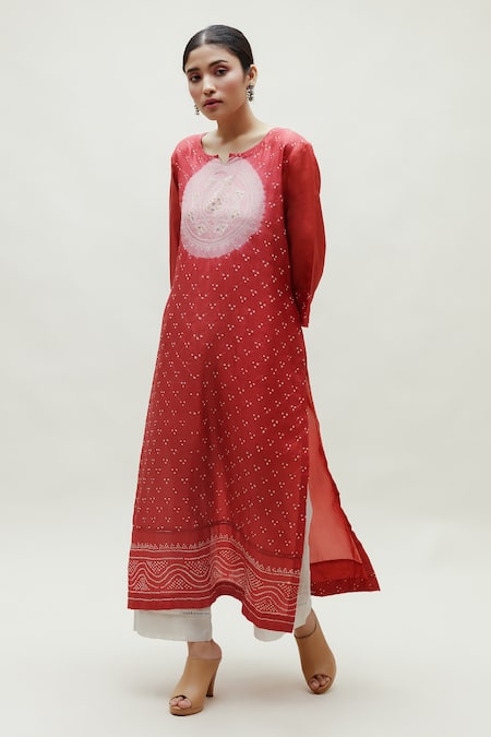 Naina Jain Rust Silk Bandhani Embroidered Kurta 